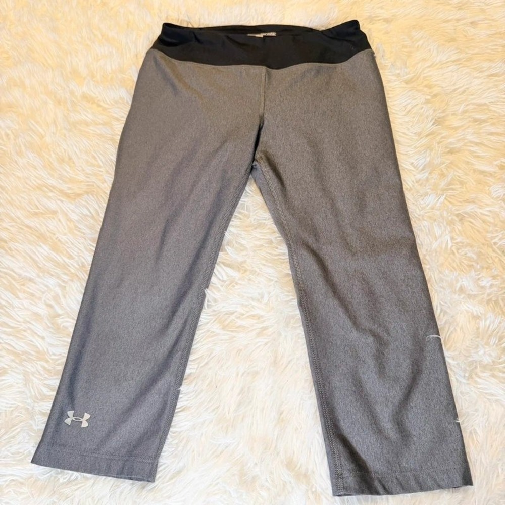 Under Armour HeatGear Gray Cropped Leggings Women XS Fitted Athletic Pants